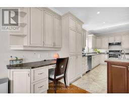 7119 CLAYTON WALK - 15