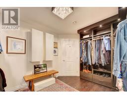 1203 - 250 PALL MALL STREET - 39