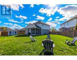 8 REDHAVEN LANE - 34