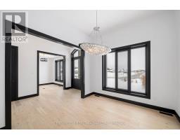 263 FOXBOROUGH PLACE - 4