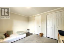 E - 143 WELLESLEY CRESCENT - 25