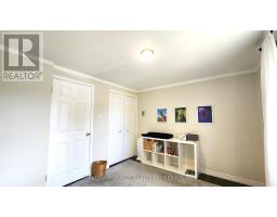 E - 143 WELLESLEY CRESCENT - 26