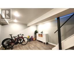 E - 143 WELLESLEY CRESCENT - 30