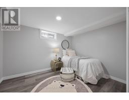 149 JASPER CRESCENT - 12