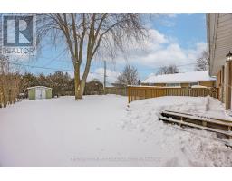 149 JASPER CRESCENT - 16