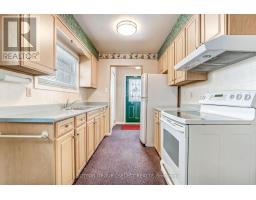 26 GLENROY ROAD - 10