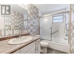 26 GLENROY ROAD - 12