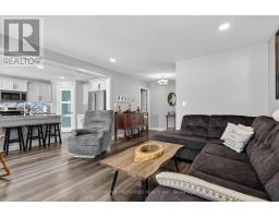 150 GILMOUR DRIVE - 12