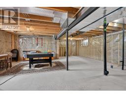 150 GILMOUR DRIVE - 34