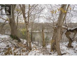 62 - 1385 COMMISSIONERS ROAD W - 3