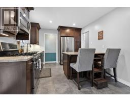 548 GRIFFITH STREET - 11