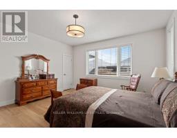 23 ELLIOT STREET - 18