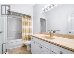 61 - 1040 RIVERSIDE DRIVE - 34