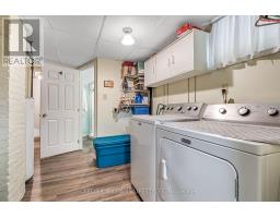 15 DOULTON STREET - 32