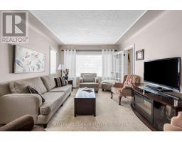 15 DOULTON STREET - 8