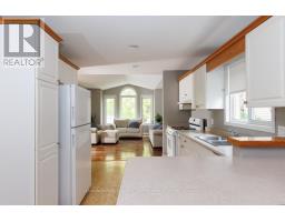 581 HARRIS CIRCLE - 12