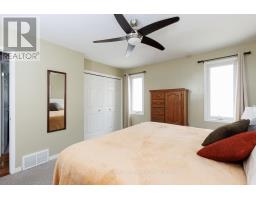 581 HARRIS CIRCLE - 20