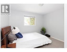 581 HARRIS CIRCLE - 21