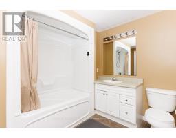 581 HARRIS CIRCLE - 24