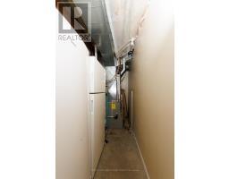 581 HARRIS CIRCLE - 26