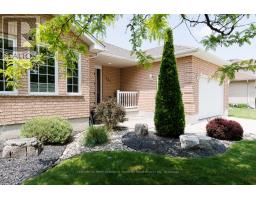 581 HARRIS CIRCLE - 4