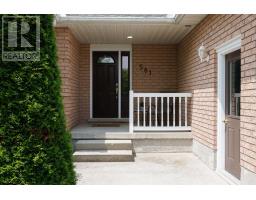 581 HARRIS CIRCLE - 6