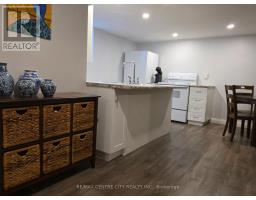 193 ARLINGTON CRESCENT - 16