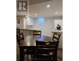 193 ARLINGTON CRESCENT - 22