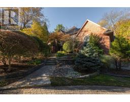 82 CHESTNUT COURT - 3