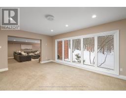 82 CHESTNUT COURT - 33