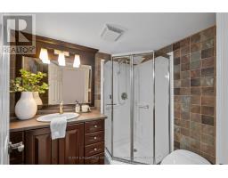 82 CHESTNUT COURT - 36