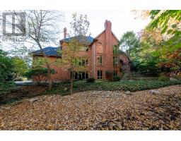 82 CHESTNUT COURT - 39