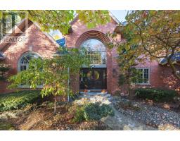 82 CHESTNUT COURT - 4