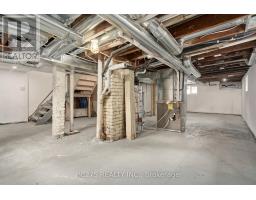 272 VIDAL STREET S - 18