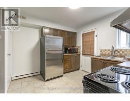 12 - 271 THAMES STREET N - 7