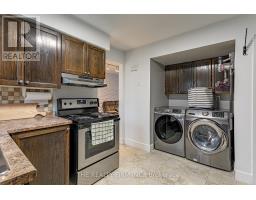 12 - 271 THAMES STREET N - 9