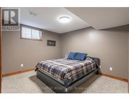 29 JUNIPER CRESCENT - 22