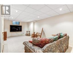 27 - 1200 RIVERSIDE DRIVE - 32