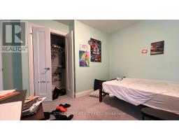 1614 VALHALLA STREET N - 17