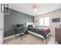 723 APRICOT DRIVE - 33