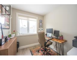 723 APRICOT DRIVE - 38