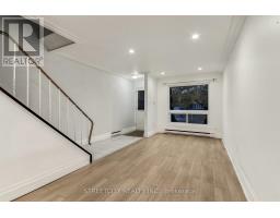 D - 71 WELLESLEY CRESCENT - 3