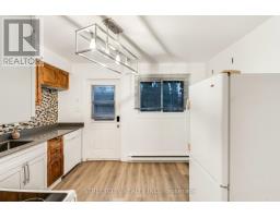 D - 71 WELLESLEY CRESCENT - 8