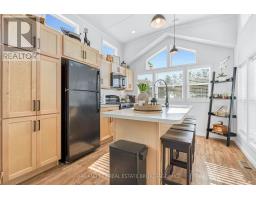 203 - 4838 SWITZER DRIVE - 14