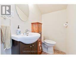 36 SPRUCE STREET W - 29