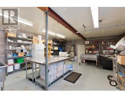 36 SPRUCE STREET W - 31