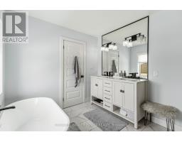 2884 DOYLE DRIVE - 25