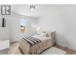 2884 DOYLE DRIVE - 28