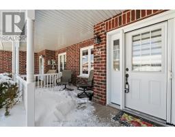 94 REDFORD DRIVE - 3