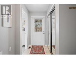 17 - 1337 COMMISSIONERS ROAD W - 4